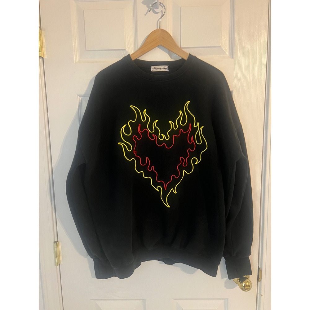 The Laundry Room Flame Heart Sweatshirt Black Grunge S